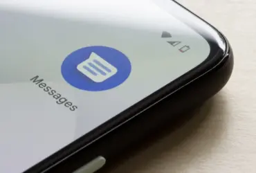 O Google Mensagens em breve permitirá que você exclua mensagens para todos 15 A opção "Excluir para todos" está sendo implementada lentamente.