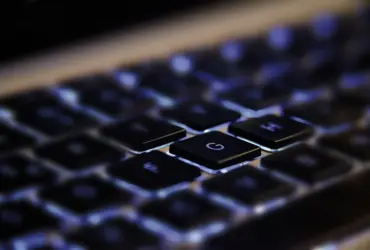 Tendências globais em cyber resilience que estarão no palco do IT Summit 18 Tecnologia teclado